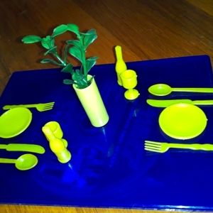 VINTAGE LOT 13-Pc 1960s Barbie PAK Table Place Settings & Centerpiece Hong Kong